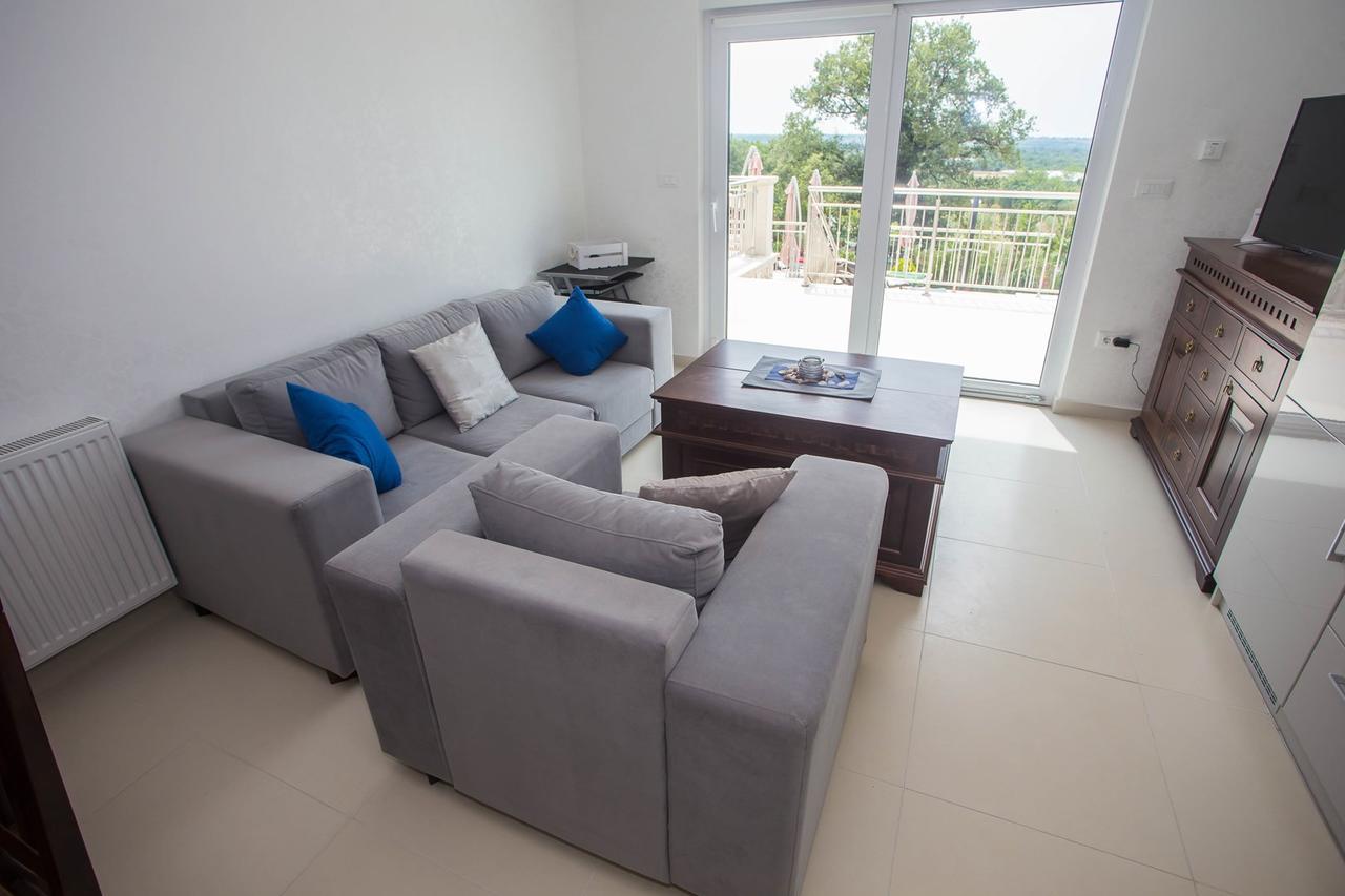 ホテル Casa Del Sole Kaštelir 部屋 写真