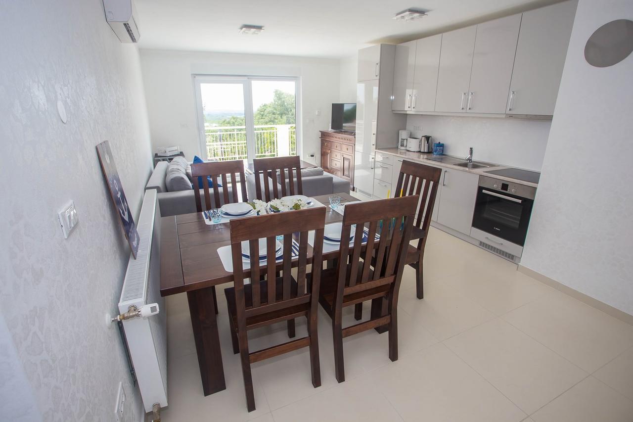 ホテル Casa Del Sole Kaštelir 部屋 写真