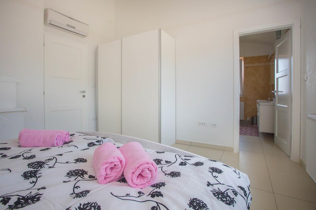 ホテル Casa Del Sole Kaštelir 部屋 写真
